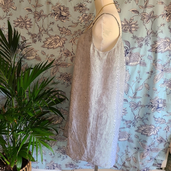 Saks Fifth Avenue dress - Picture 3 of 7